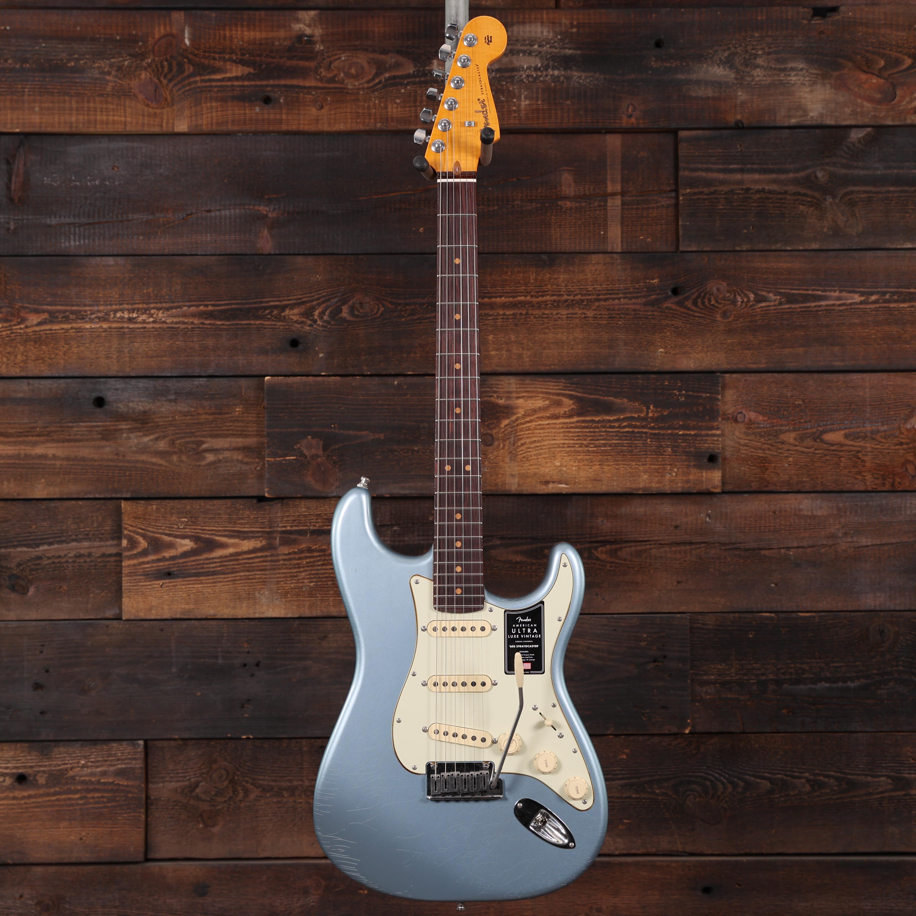 Fender American Ultra Luxe Vintage '60s Stratocaster in Ice Blue